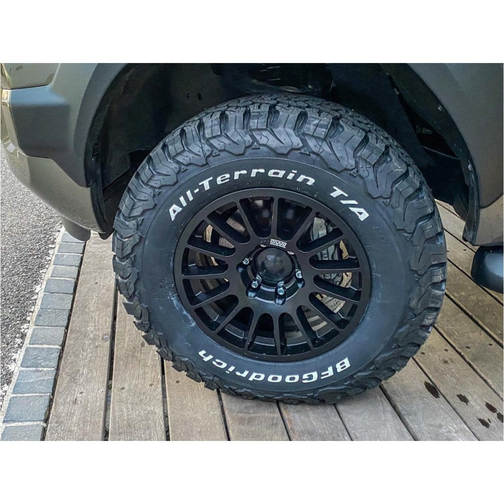 Jante Alu BRAID Winrace S Noire 8x17 6x130 ET10 sur Xperts4x4 Accessoires 4x4 Off-Road