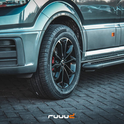 Jante Aluminium RUUUD 8x18 5x120 ET50 Gloss Black - Craftstar (Xenon) sur Xperts4x4 Accessoires 4x4 Off-Road