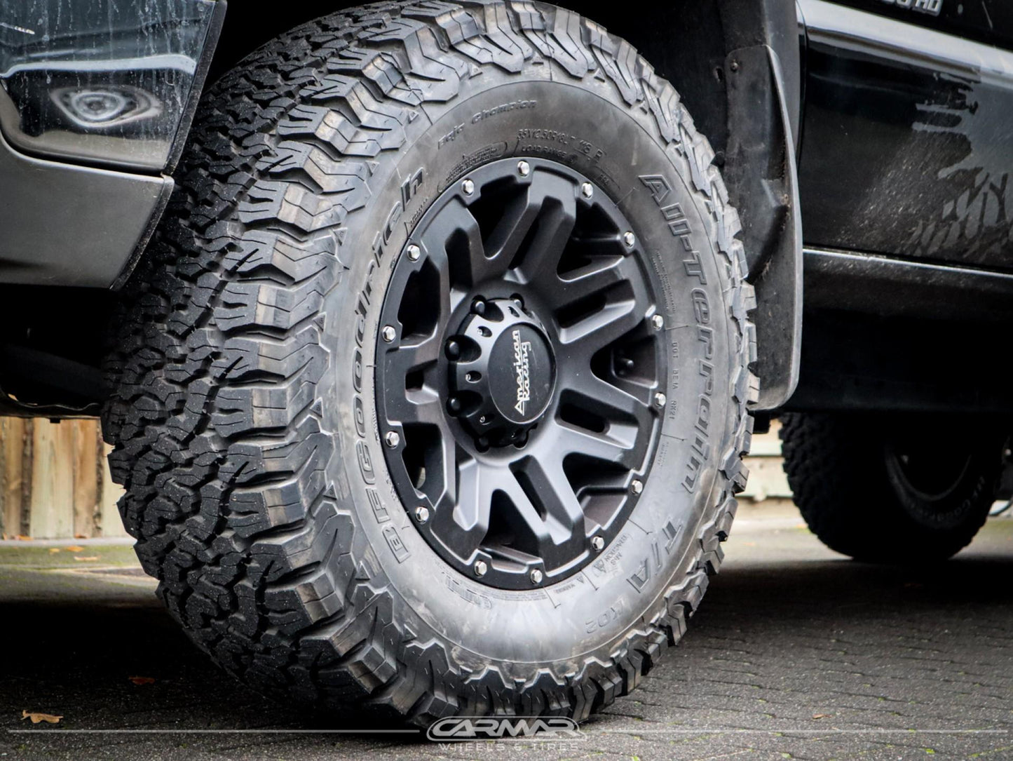 Jante American Racing AR200 Black 8.5X17 6x139.7 ET0 CB106.25 sur Xperts4x4 Accessoires 4x4 Off-Road