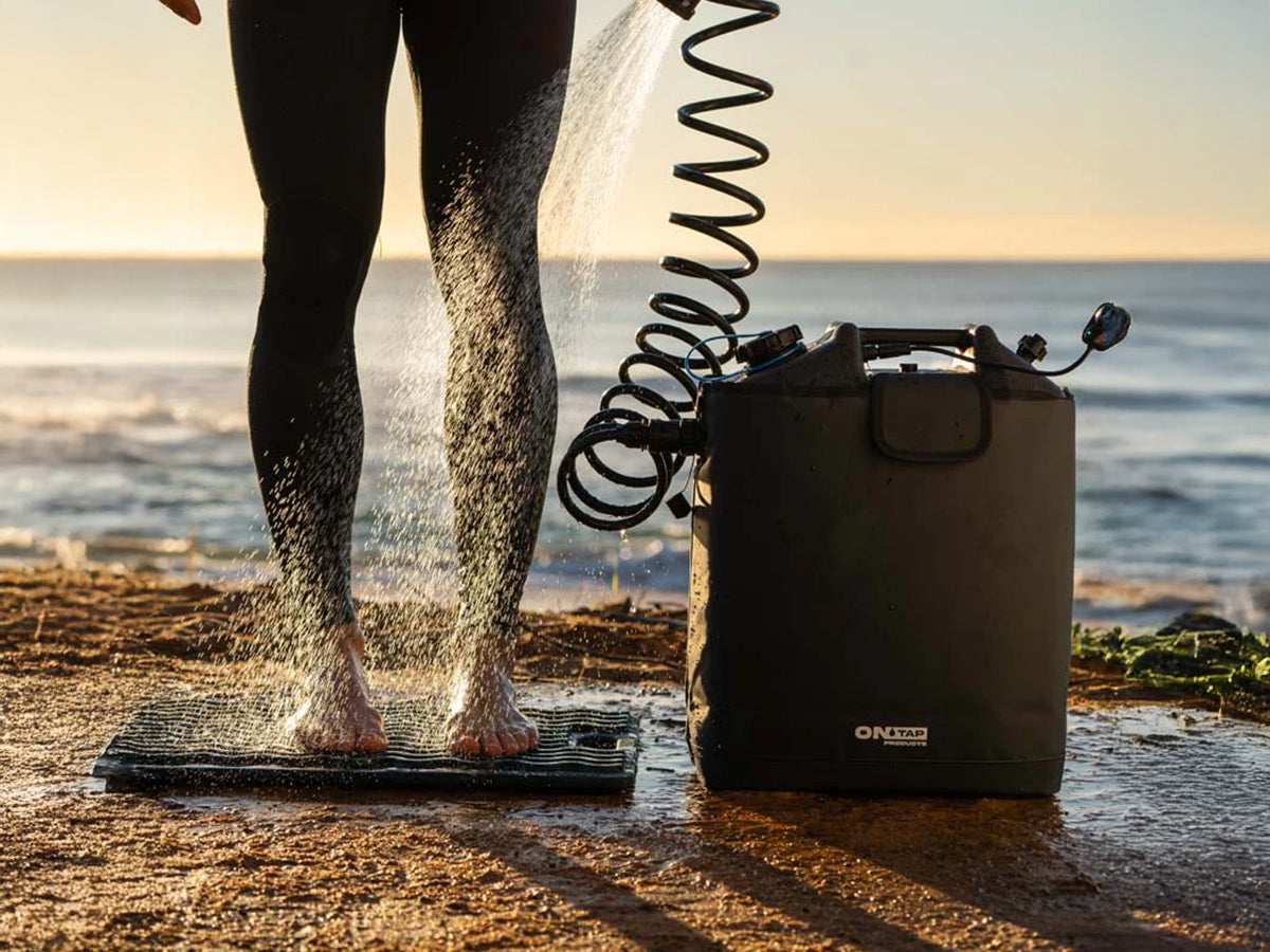 Tapis de Douche Extérieur ONTAP Mariner Mat Bleu – Outdoor & 4x4 sur Xperts4x4 Accessoires 4x4 Off-Road