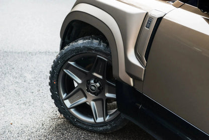 Kit Wide Track KAHN Defender 110 (2020+) - Look agressif & Premium sur Xperts4x4 Accessoires 4x4 Off-Road