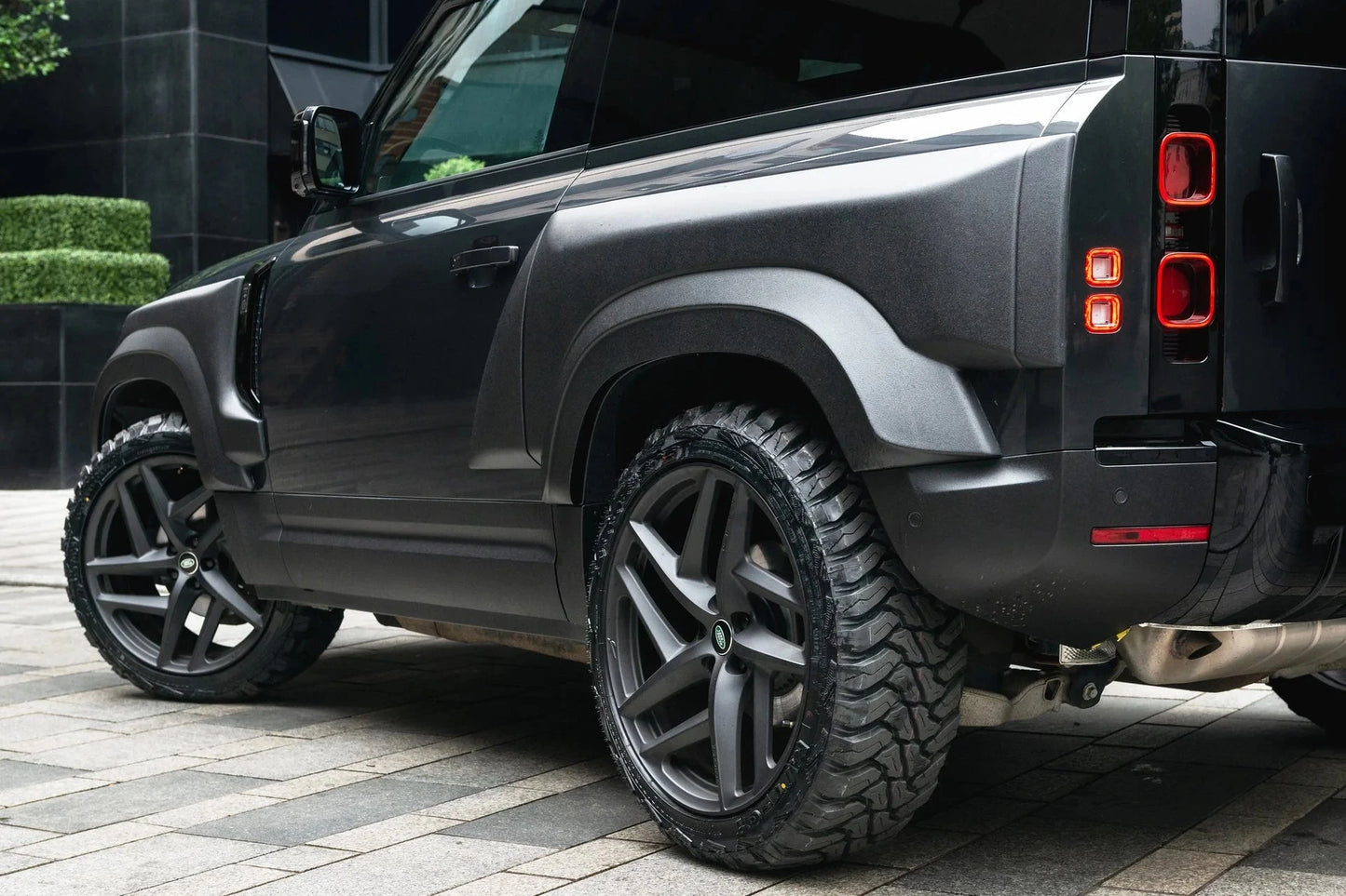 Kit Wide Track KAHN Defender 90 (2020+) - Look Off-Road & Premium sur Xperts4x4 Accessoires 4x4 Off-Road