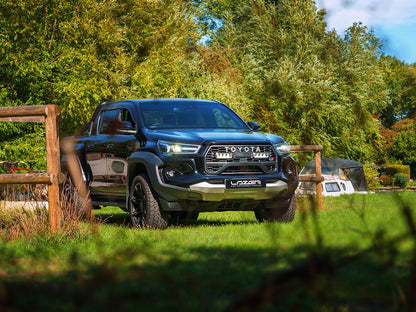 Pack LED Calandre LAZER LAMPS Toyota Hilux GR Sport sur Xperts4x4 Accessoires 4x4 Off-Road