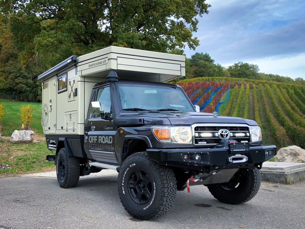 Pack LED Calandre LAZER LAMPS Toyota Land Cruiser 70-Serie 2007-2023 — 2x ST4 Intégré sur Xperts4x4 Accessoires 4x4 Off-Road