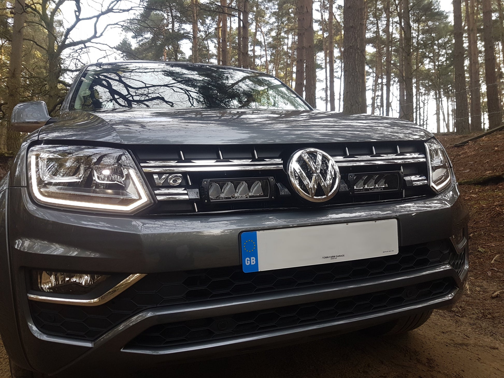 Pack LED Calandre LAZER LAMPS VW Amarok 2010-2015 sur Xperts4x4 Accessoires 4x4 Off-Road