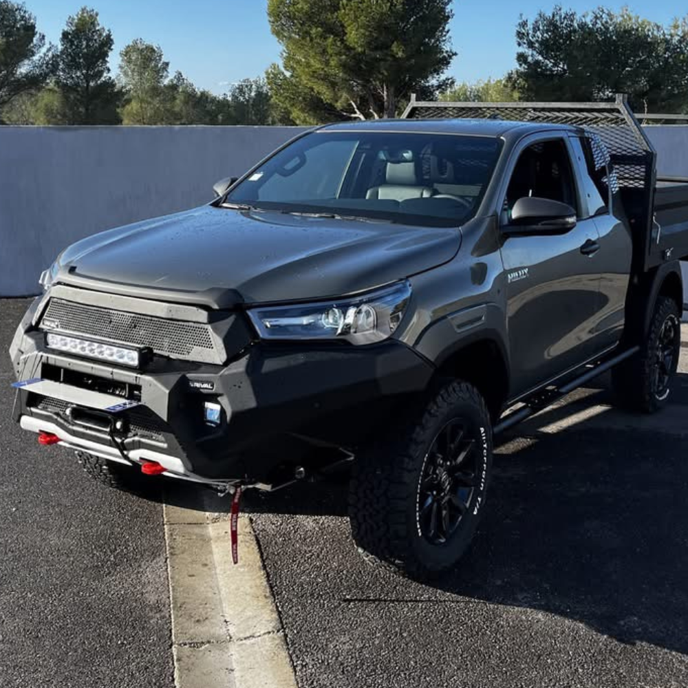Pare-choc Avant Rival Aluminium - Toyota Hilux Invincible 2018-20 sur Xperts4x4 Accessoires 4x4 Off-Road