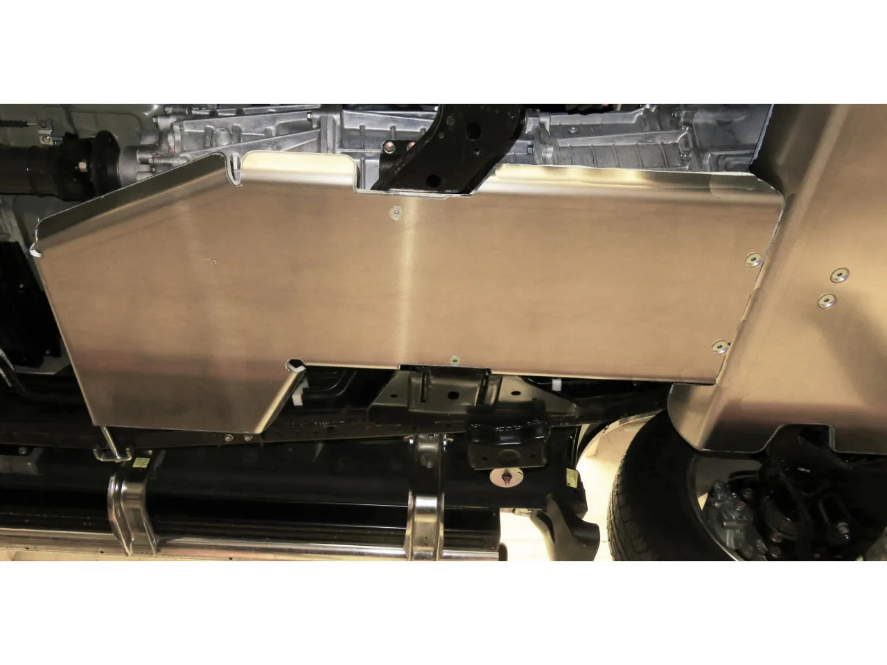 Blindage boite de vitesse et transfert N4 - Aluminium 8mm - Mitsubishi L200 2015-PRESENT sur Xperts4x4 Accessoires 4x4 Off-Road