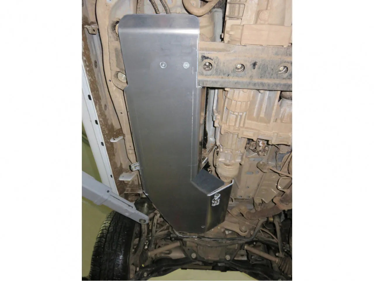 Blindage Réservoir + Transmission 6mm Mitsubishi Pajero 2000+ N4 Offroad sur Xperts4x4 Accessoires 4x4 Off-Road