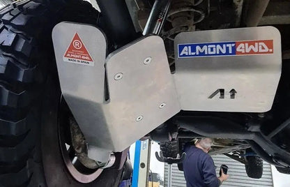 Protection Inférieure ALMONT4WD | Amortisseurs Arriere | Toyota HDJ80 sur Xperts4x4 Accessoires 4x4 Off-Road