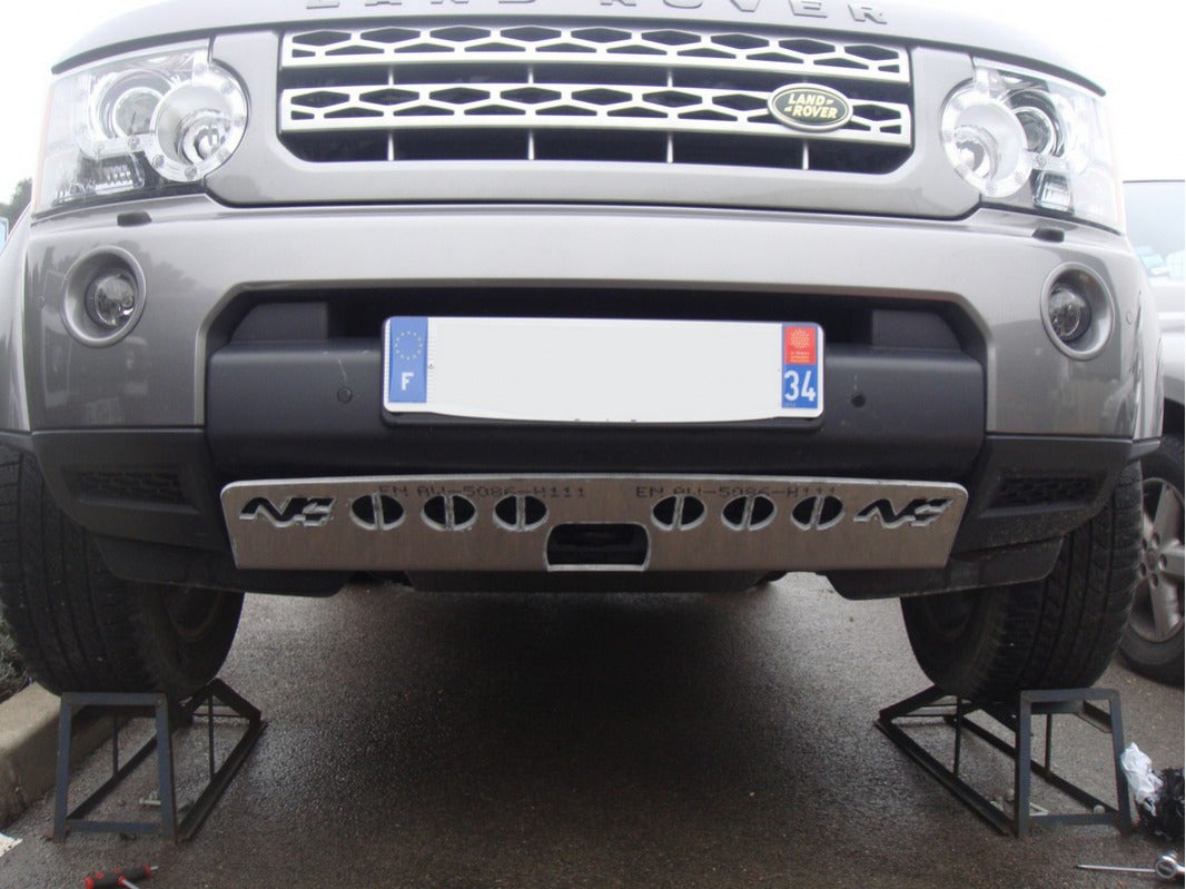 Ski de protection avant en aluminium de 8mm pour Land Rover Discovery IV N4-Offroad sur Xperts4x4 Accessoires 4x4 Off-Road