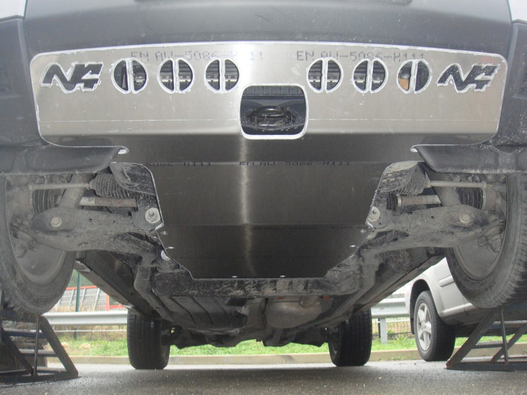 Ski de protection avant en aluminium de 8mm pour Land Rover Discovery IV N4-Offroad sur Xperts4x4 Accessoires 4x4 Off-Road