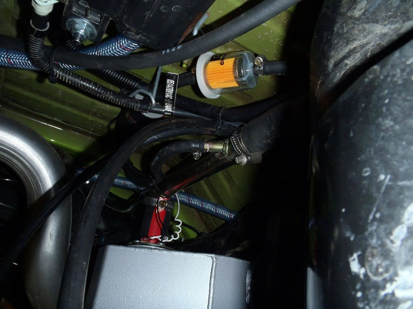 Reservoir Auxiliaire Jeep Wrangler JK 2012-2018 | 2 portes | 3.6L Essence sur Xperts4x4 Accessoires 4x4 Off-Road