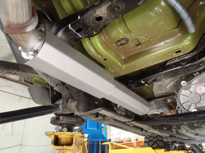 Reservoir Auxiliaire Jeep Wrangler JK 2012-2018 | 2 portes | 3.6L Essence sur Xperts4x4 Accessoires 4x4 Off-Road