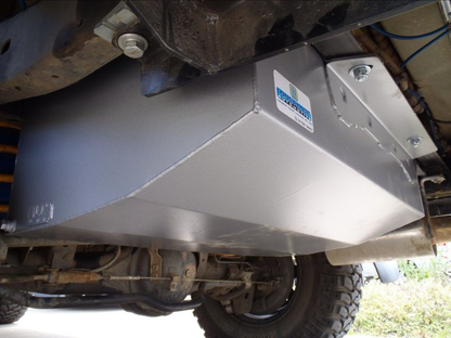 Réservoir de remplacement LRA 160L Toyota Land Cruiser UZJ100 sur Xperts4x4 Accessoires 4x4 Off-Road