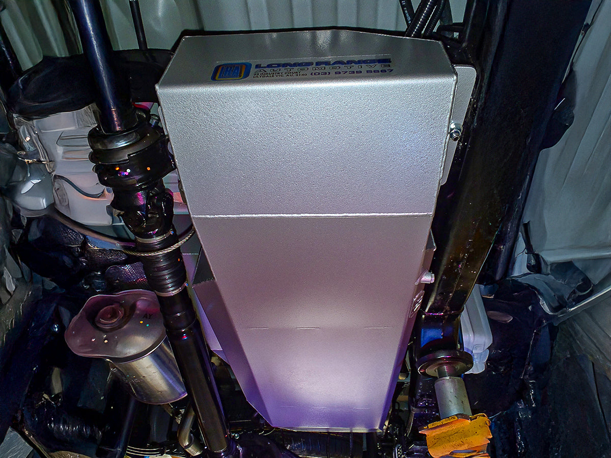 Réservoir LRA 140L Toyota Hilux Revo 2016+ (Compatible AdBlue) sur Xperts4x4 Accessoires 4x4 Off-Road