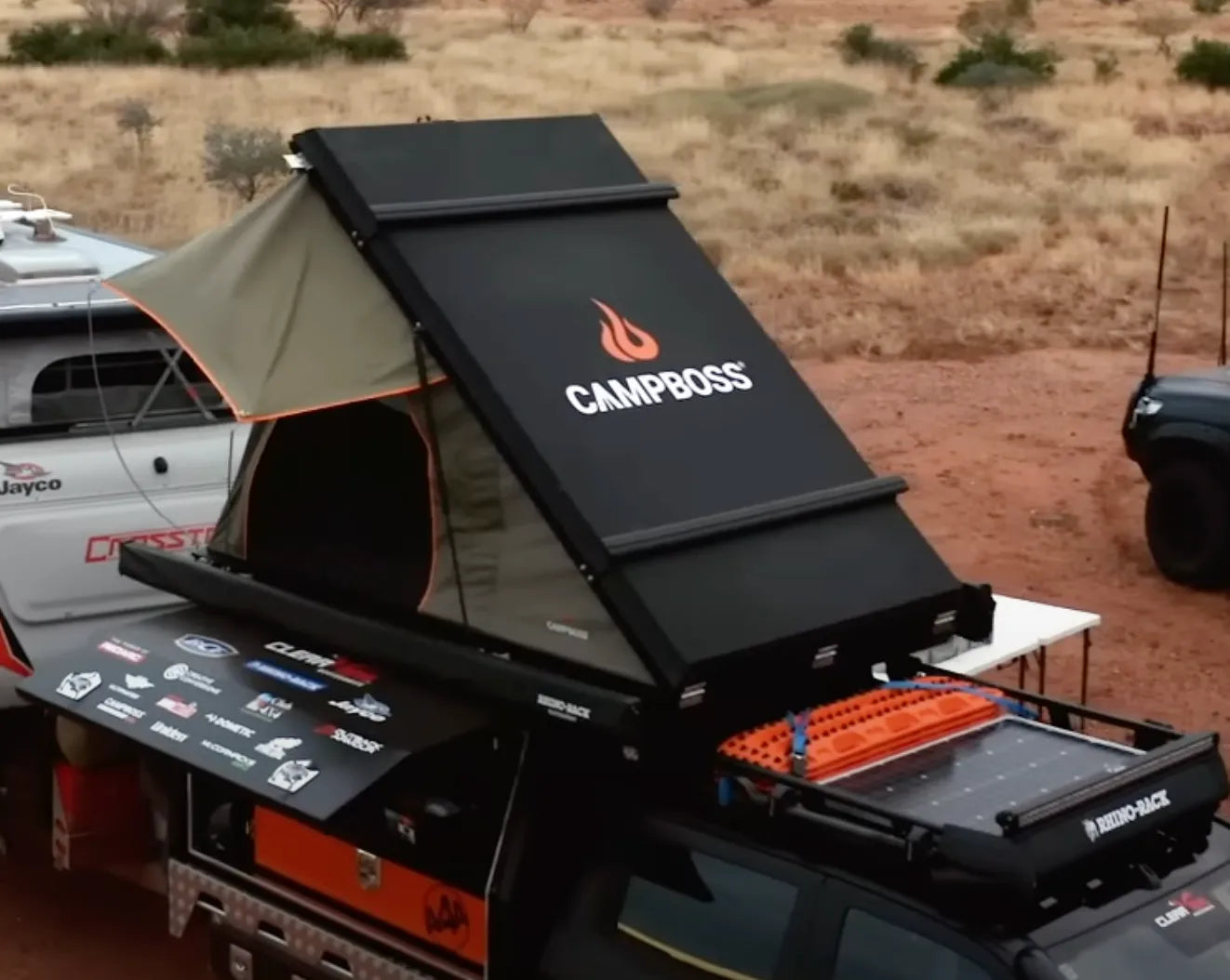 Tente de toit BOSS avec barres de toit | Campboss 4x4 | 2330mm x 1480mm sur Xperts4x4 Accessoires 4x4 Off-Road