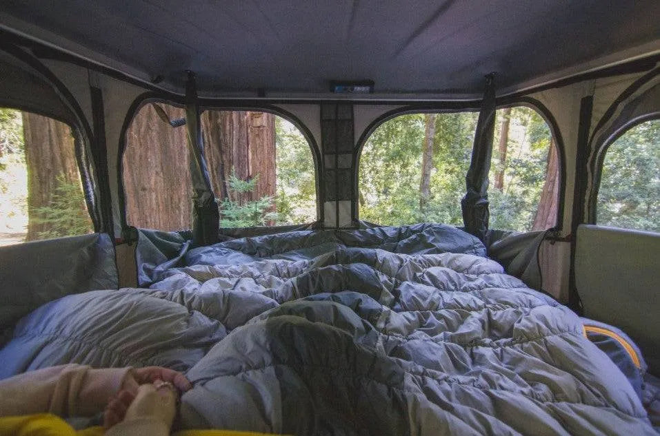 Tente de toit Evasion S/M/XL - James Baroud - Coque rigide sur Xperts4x4 Accessoires 4x4 Off-Road