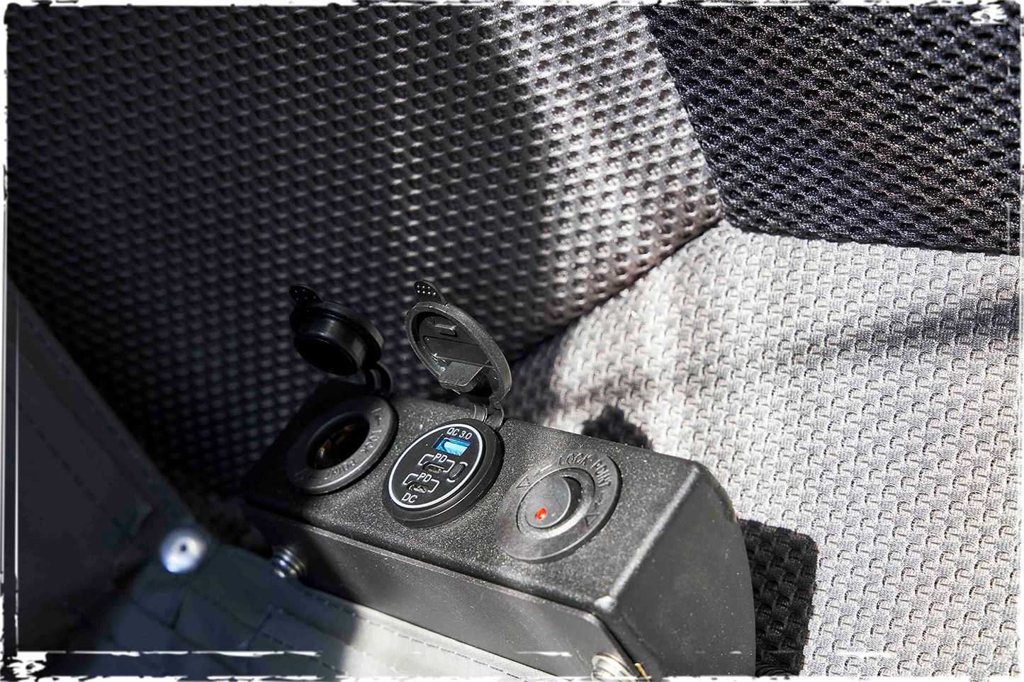 Tente de toit Family RT-4S ALU-CAB 4 places – Confort & Aventure sur Xperts4x4 Accessoires 4x4 Off-Road