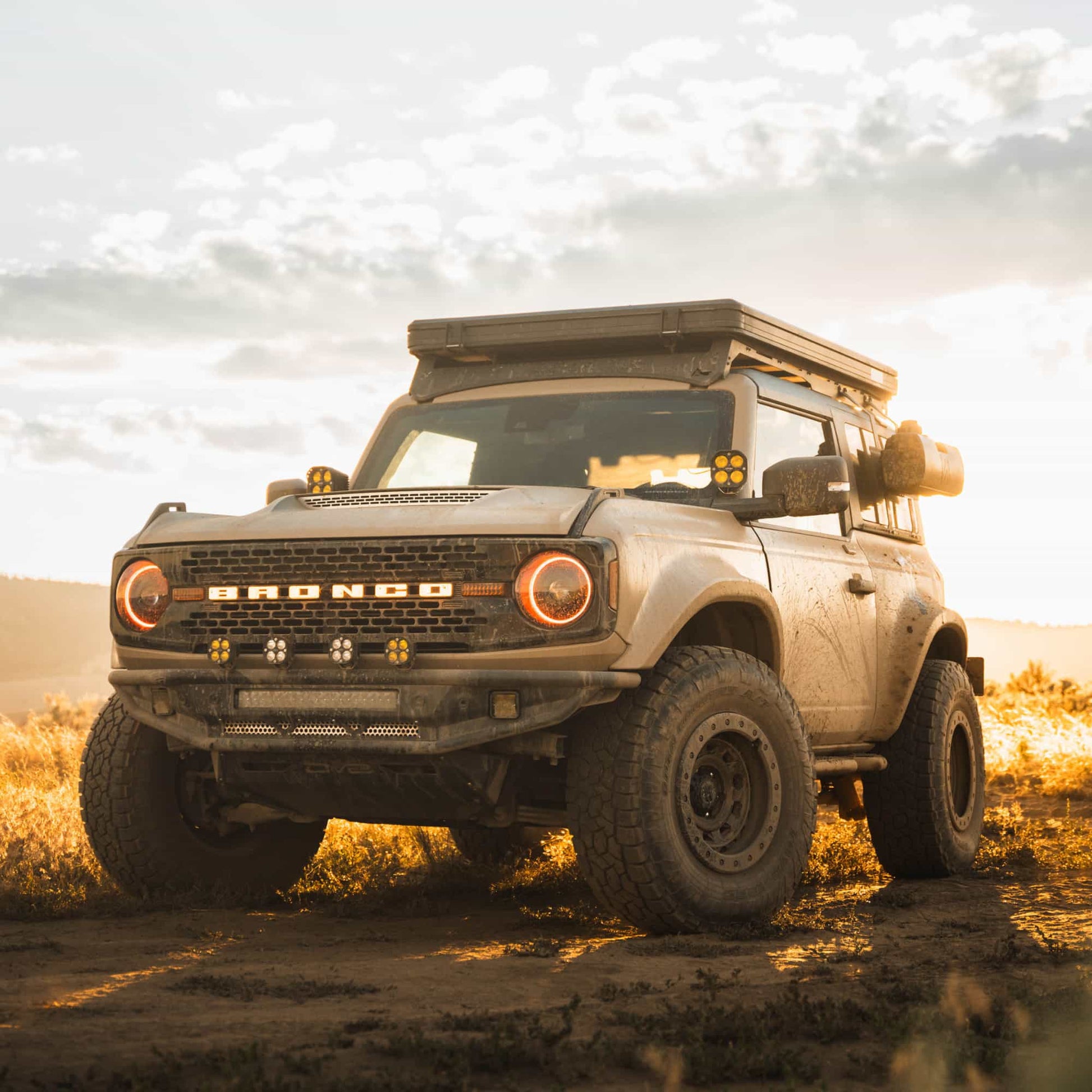 Tente de Toit Rigide JOURNEY - 2 Places Ultra Légère & Compacte sur Xperts4x4 Accessoires 4x4 Off-Road